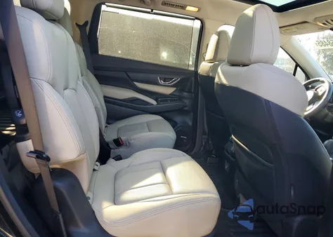 2020 Subaru Ascent Limited z USA, uszkodzony, nr VIN 4S4WMAPD7L3446447